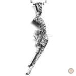 Collier Western avec design de revolver élégant