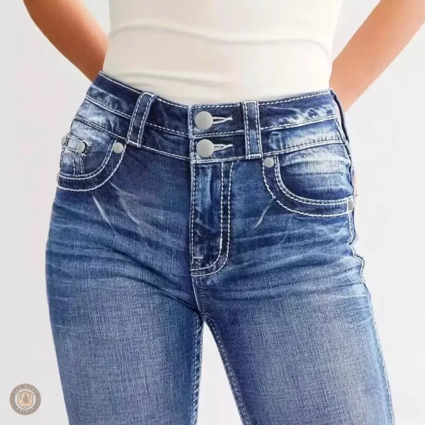 Jean femme, coupe cowboy, look décontracté