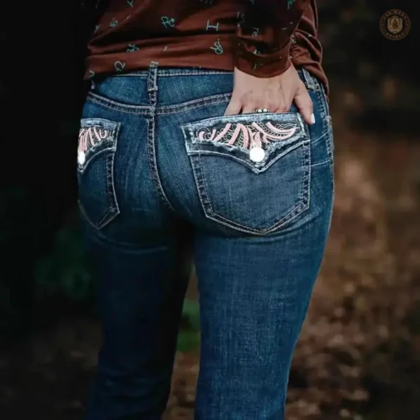 Jean à coupe cowgirl, parfait pour un look décontracté