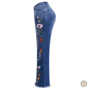 Jean western pour femme, look décontracté et chic