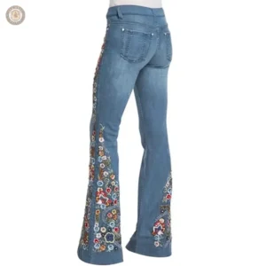 Jean western décontracté pour un look cowgirl chic