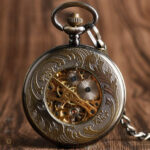 Gousset artisanal, montre élégante pour femme
