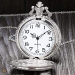 Accessoire élégant : montre à gousset Orient