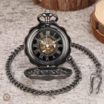 Accessoire intemporel pour un style classique