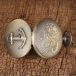 Accessoire horloger inspiré par la mer et la tradition