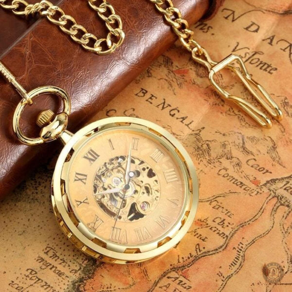 Montre à gousset neuve, mécanisme visible, design intemporel