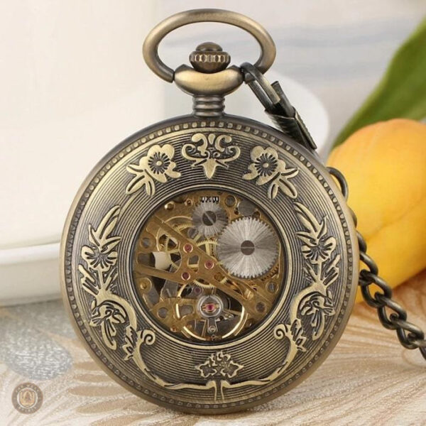 Montre à gousset ornée d'un design d'oiseau unique