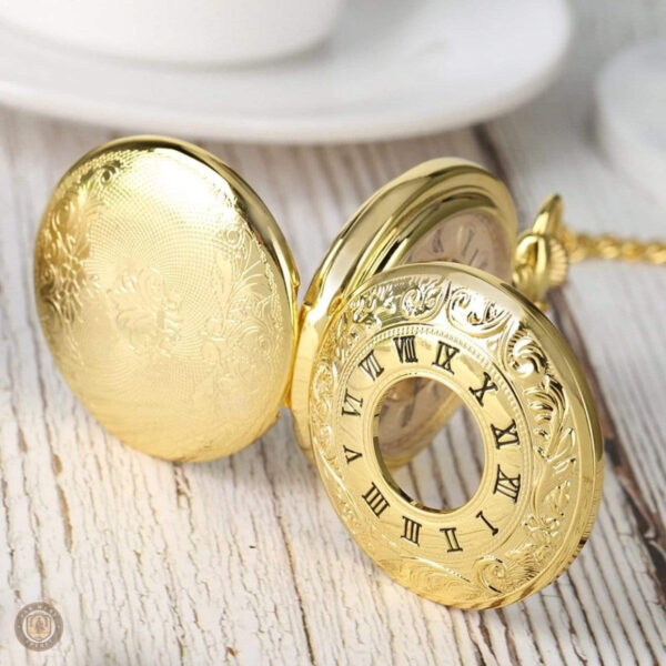 Style or pour une montre à gousset classique