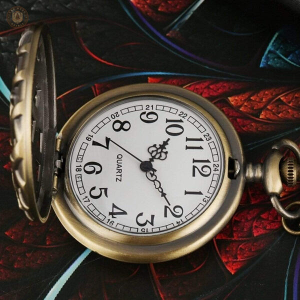 Accessoire féminin classique en métal