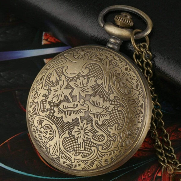 Design nostalgique de montre à gousset