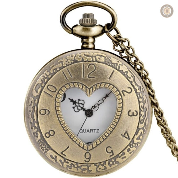 Montre à gousset cœur ouvert au design élégant