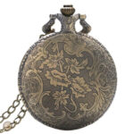 Collier montre à gousset au design raffiné