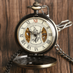 Montre à gousset haut de gamme avec design sophistiqué