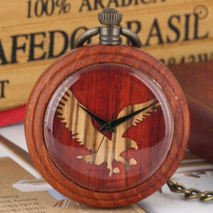 Accessoire vintage en bois pour un style raffiné