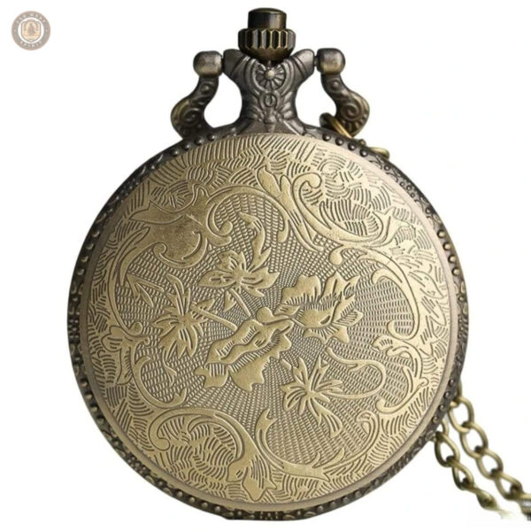 Montre à gousset classique alliant style et passion du jeu