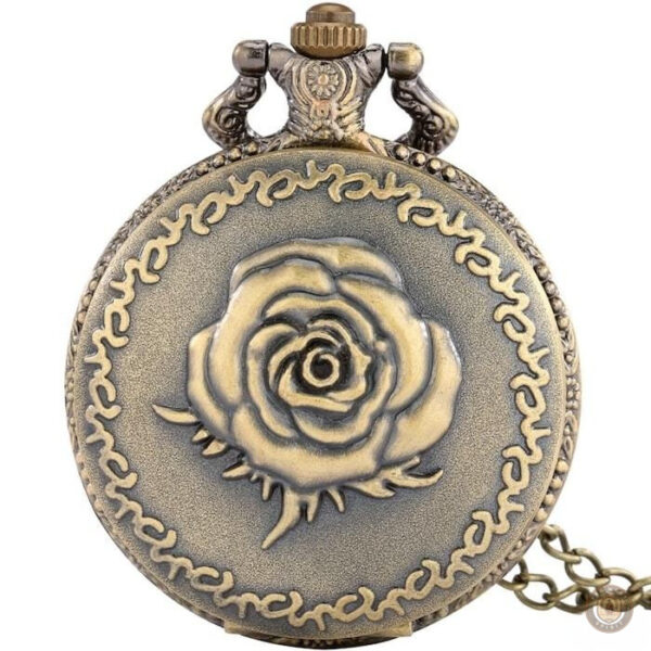 Montre à gousset rose élégante et vintage