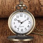 Montre de poche rétro avec finition soignée