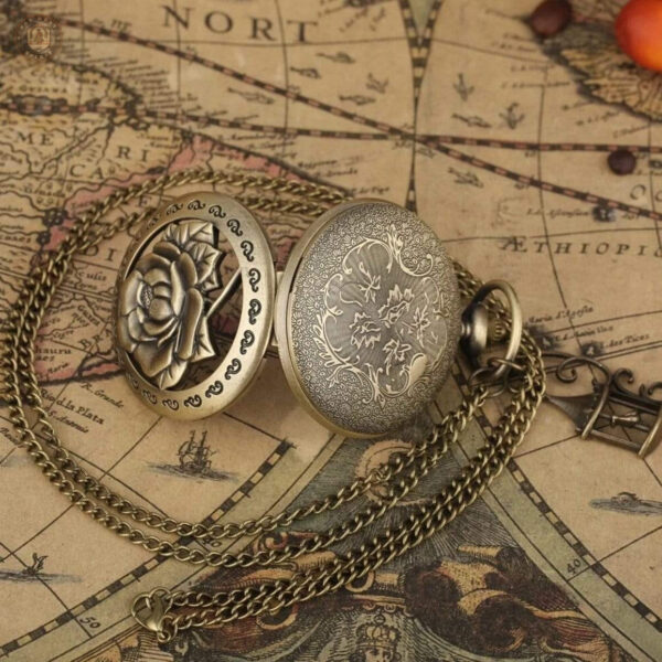 Montre à gousset chic, idéale pour les occasions spéciales