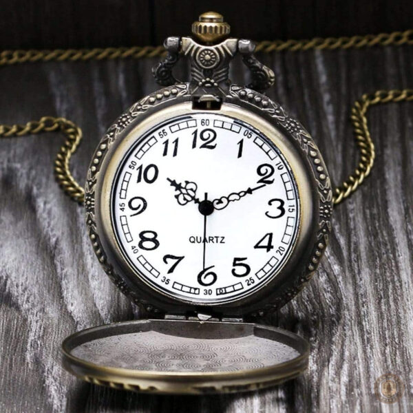 Montre à gousset classique au design raffiné