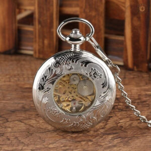 Montre de poche classique avec mécanisme visible
