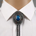 Bolo tie unique aux influences culturelles