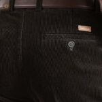 Pantalon stylé pour un look cowboy décontracté