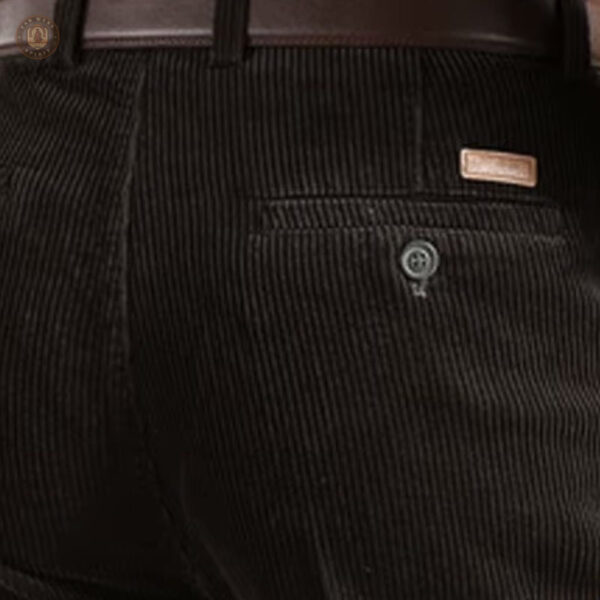 Pantalon stylé pour un look cowboy décontracté