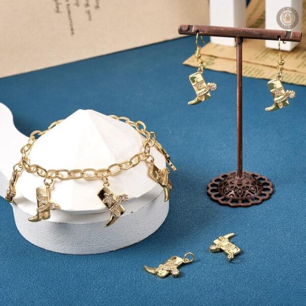Accessoire élégant inspiré de l'univers western