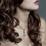 Collier inspiré du Far West, design revolver en argent
