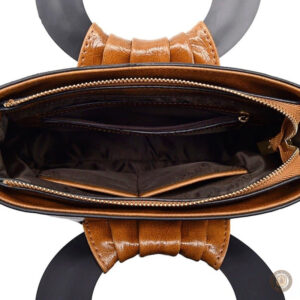 Sac à main en cuir aux détails floraux raffinés
