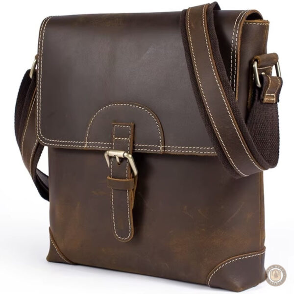 Sac western avec motifs traditionnels et finition soignée