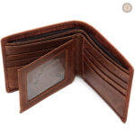 Accessoire pratique, alliant style western et fonctionnalité