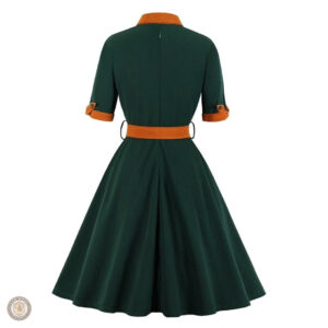 Robe western avec design chic, parfaite pour les occasions décontractées