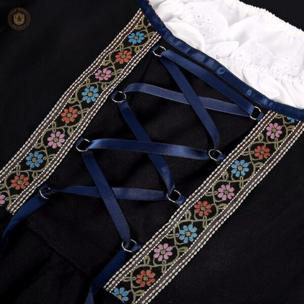 Robe cowboy élégante, couleur bleue, pour un look western