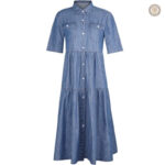 Robe en denim style cowgirl pour un look western authentique