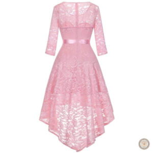 Robe western avec détails en dentelle délicate