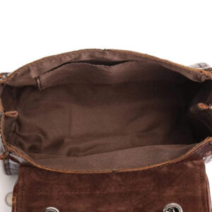 Accessoire en cuir avec motif floral, design western