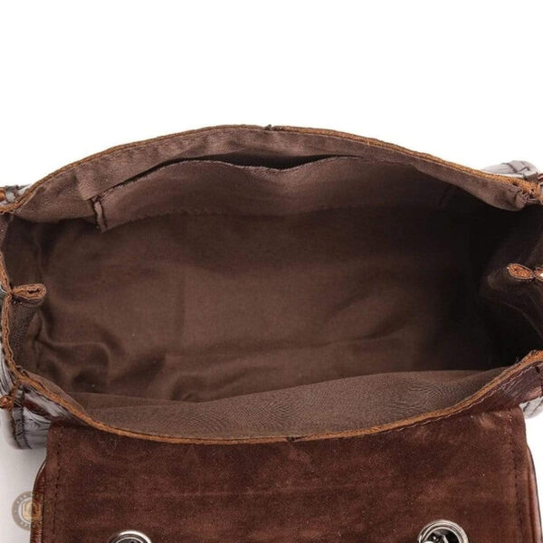 Accessoire en cuir avec motif floral, design western