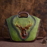 Accessoire western : sac bandoulière ornée d'un cerf