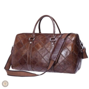 Sac en cuir avec motifs western, idéal pour les amateurs de country.