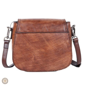 Accessoire cuir fleuri, parfait pour une allure western chic