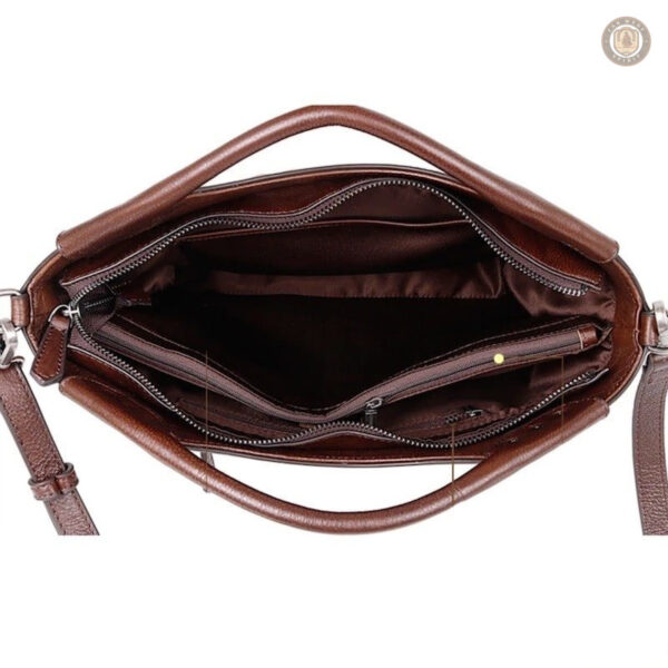 Sac à bandoulière en cuir avec imprimé floral distinctif