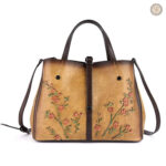 Sac à motifs floraux, accessoire tendance western