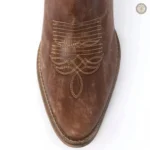 Santiags cuir pour un look western féminin