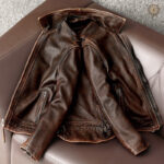 Veste cowboy avec finitions soignées pour un look rustique