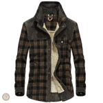 Veste à carreaux pour un look western masculin