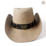 Chapeau de cowboy avec large bord et design classique